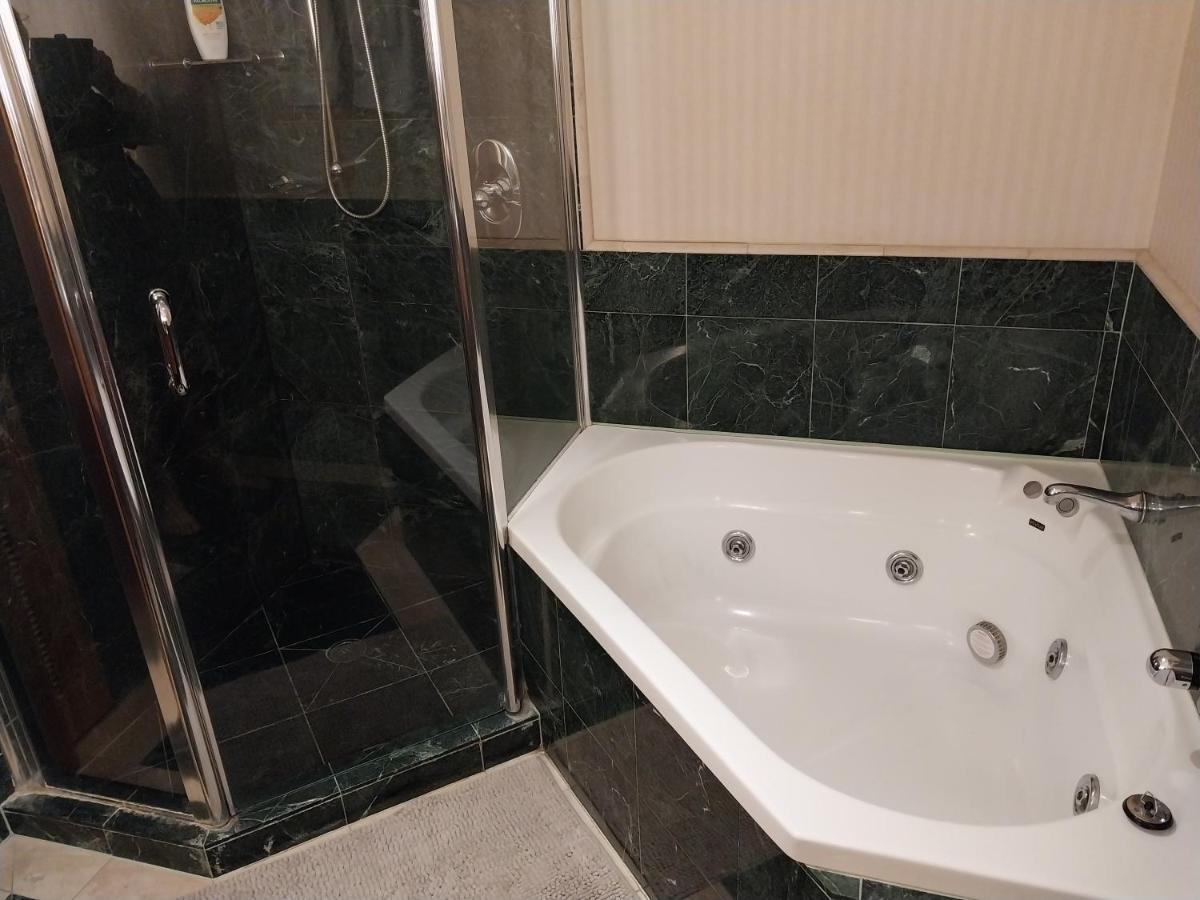 Luxury Privately Owned Ocean View Studio Apartments At O4Ks Gold Tower Gold Coast Extérieur photo