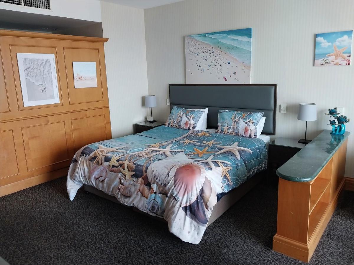 Luxury Privately Owned Ocean View Studio Apartments At O4Ks Gold Tower Gold Coast Extérieur photo